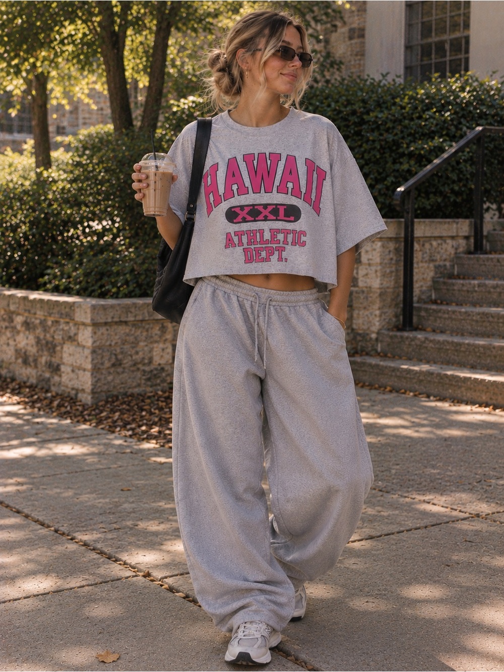 College Ware USA Vintage 90’s Hawaii Oversized Crop Top Size - OSFA
